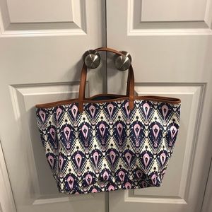 Stella & Dot Reversible Tote with zippered clutch